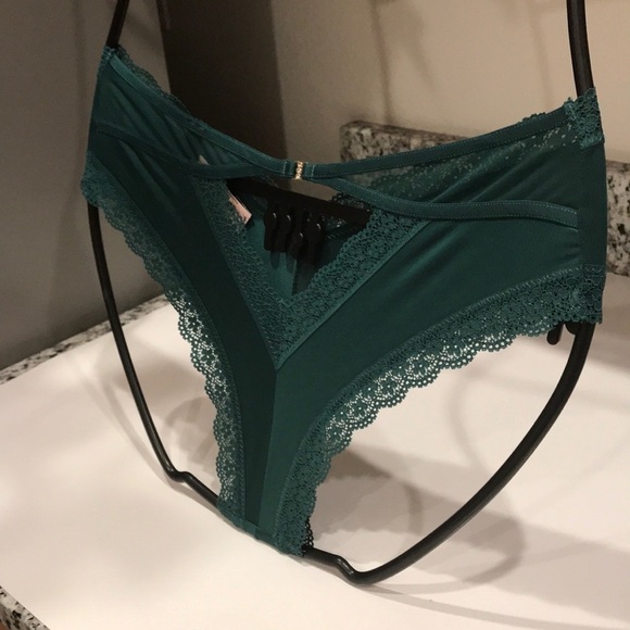 💖 Victoria’s Secret Sexy Cheeky Panty - Picture 6 of 7